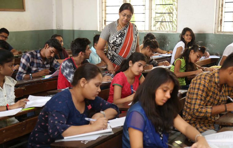 4,23,776 Inter Second year students attended for Public Exam in Telangana